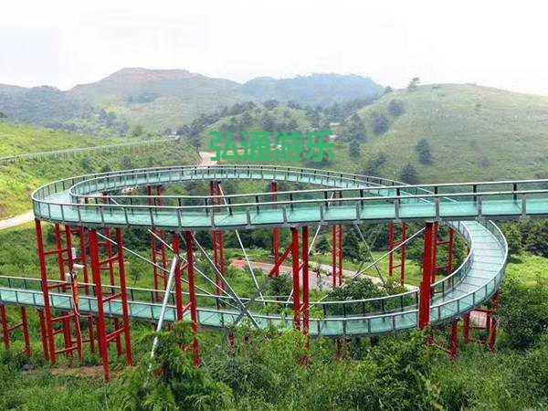 玻璃水滑道 玻璃水滑道